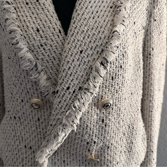 Zara Tweed Bouclé Cropped Blazer Jacket Frayed Trim Double Breasted L - Picture 2 of 11